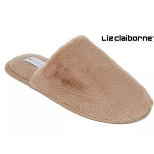 Liz Claiborne Beige Puffer Slipers